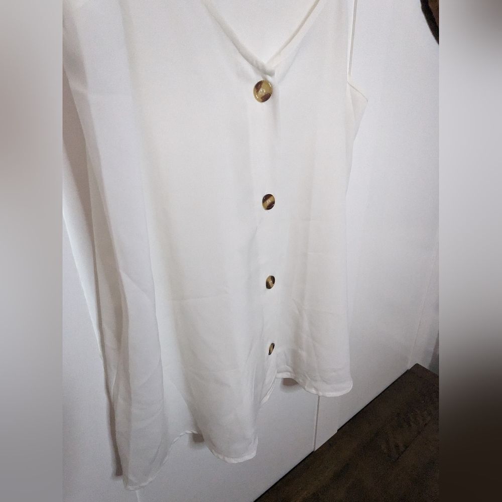 Women's white sheer tank top  - XL Buttons - Picture 5 of 11